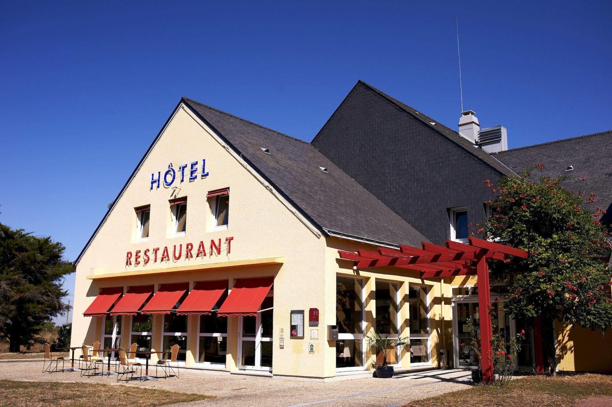 Logis De La Loire - Restaurant Les Bateliers Hotel Ancenis Exterior photo